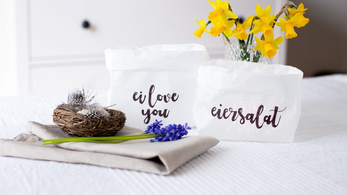 Tischdeko für Ostern basteln – DIY Windlichter mit Lettering