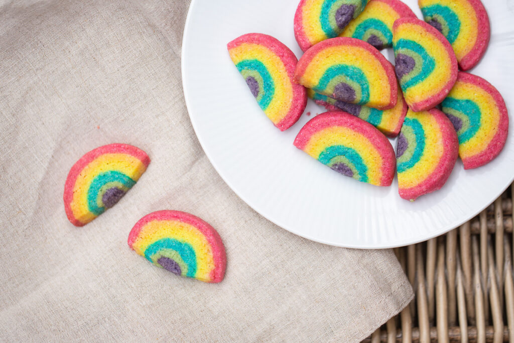 Leckere Regenbogen Kekse selber machen