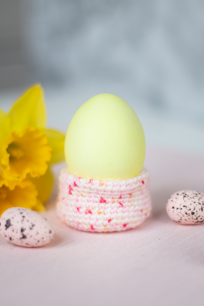 Eierbecher häkeln zu Ostern - kostenlose Anleitung für Anfänger